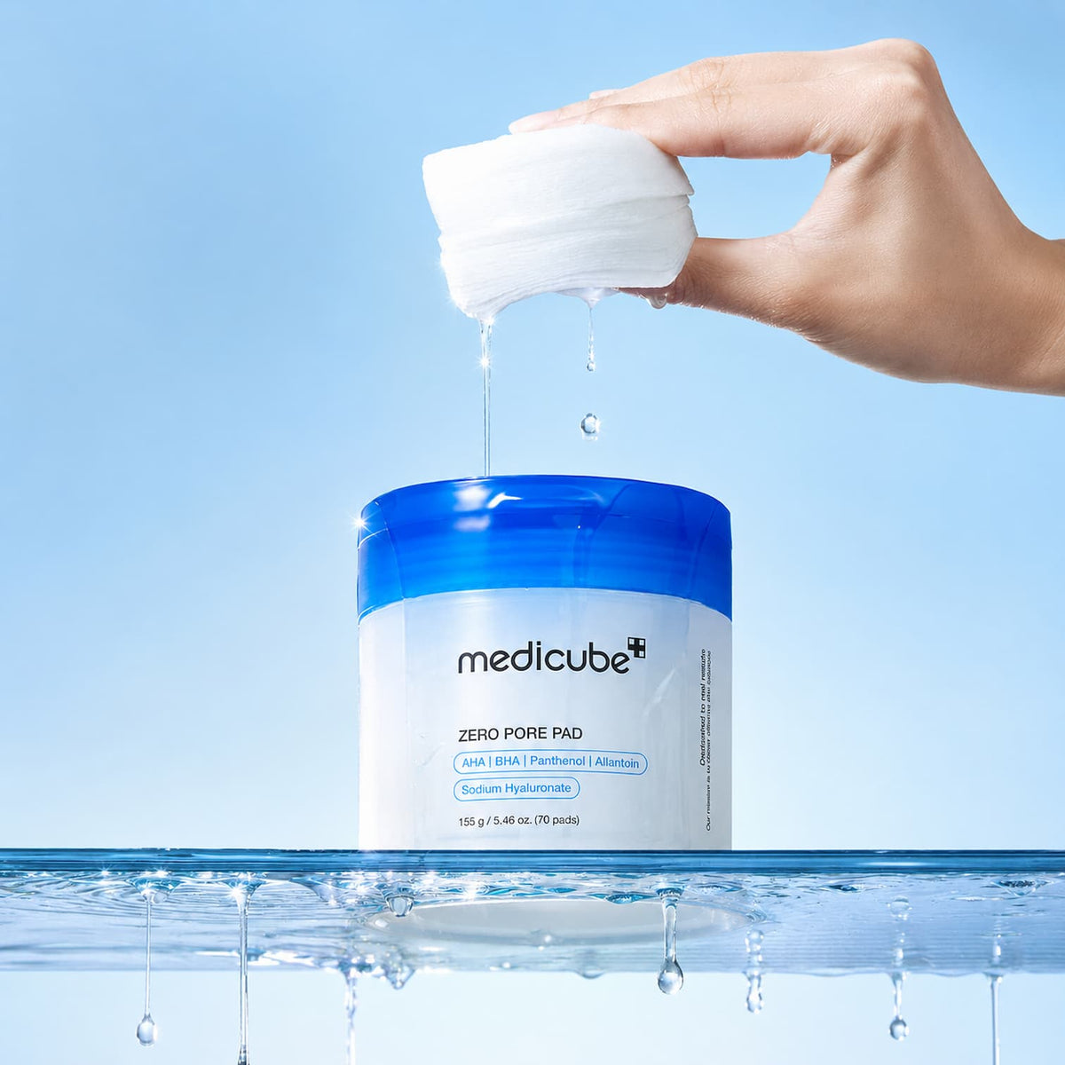 Medicube Zero Pore Pads 2.0 - Dual-Textured Facial Toner Pads for Exfoliation and Minimizing Pores with 4.5% AHA Lactic Acid & 0.45% BHA Salicylic Acid - Ideal for All Skin Types - Korean Skin Care